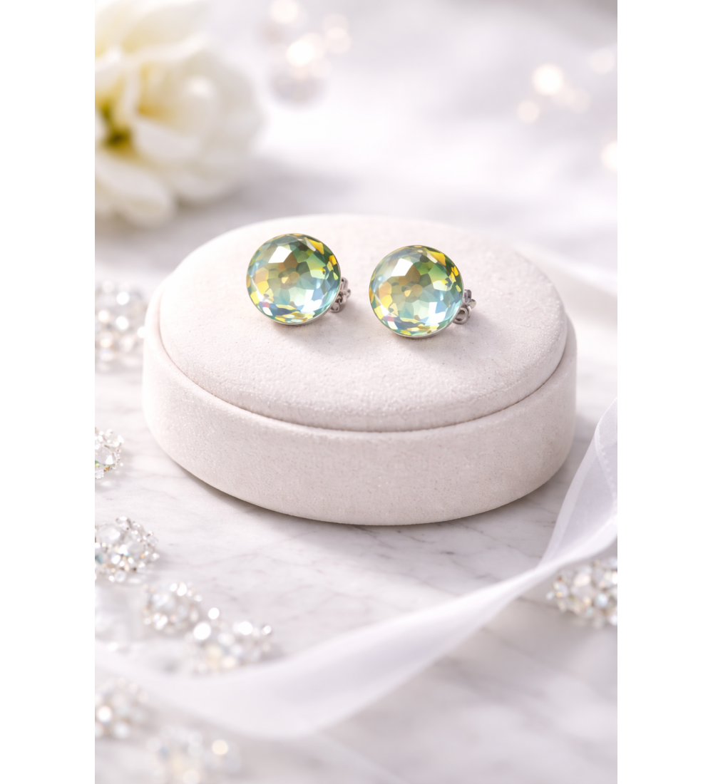 Anillo Tepo de oro amarillo con diamantes de 18 quilates