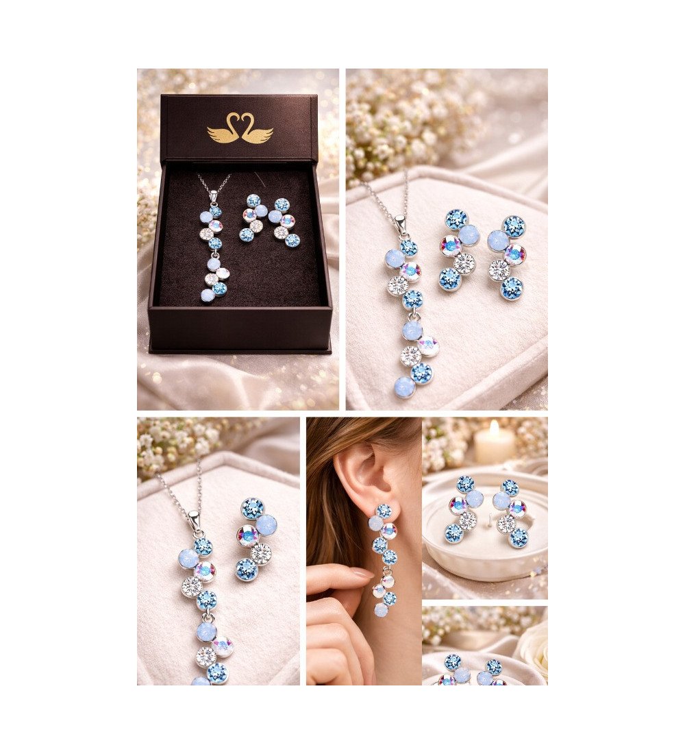 New Aathviha Gold Diamond Stud Earrings
