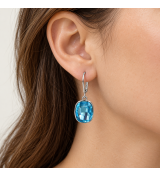 Boucles d’oreilles ornées de cristaux Swarovski bleus